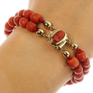 Antique Victorian coral bracelet with coral cameo made in Holland